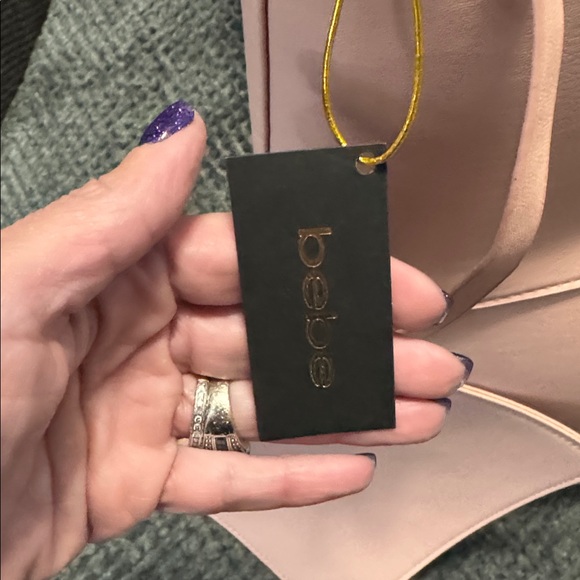 Elegant Bebe Pink Leather Tote Bag - Picture 6 of 9